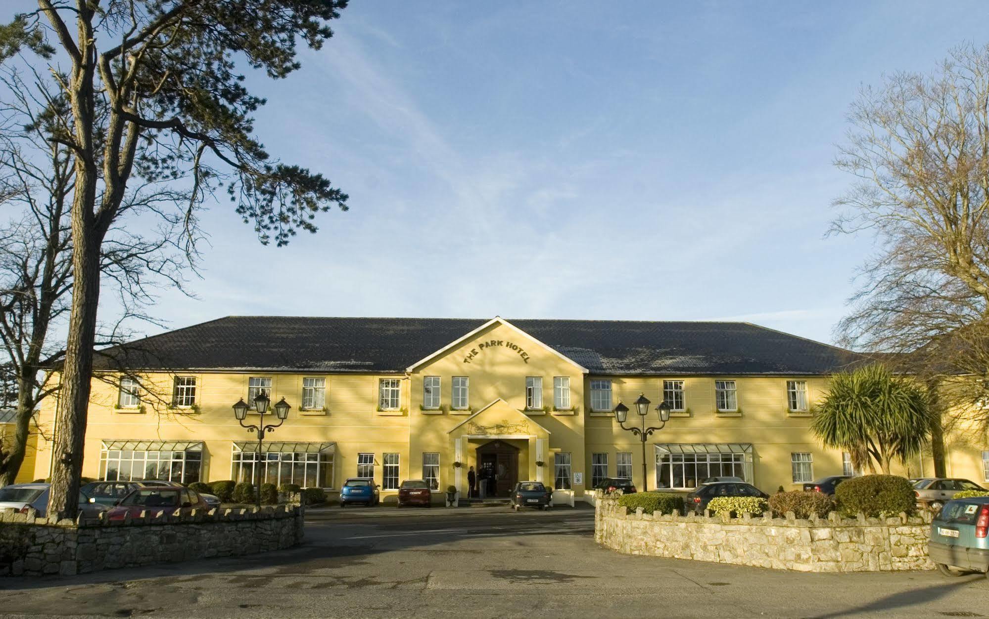 The Park Hotel Dungarvan ดันการ์วัน ภายนอก รูปภาพ